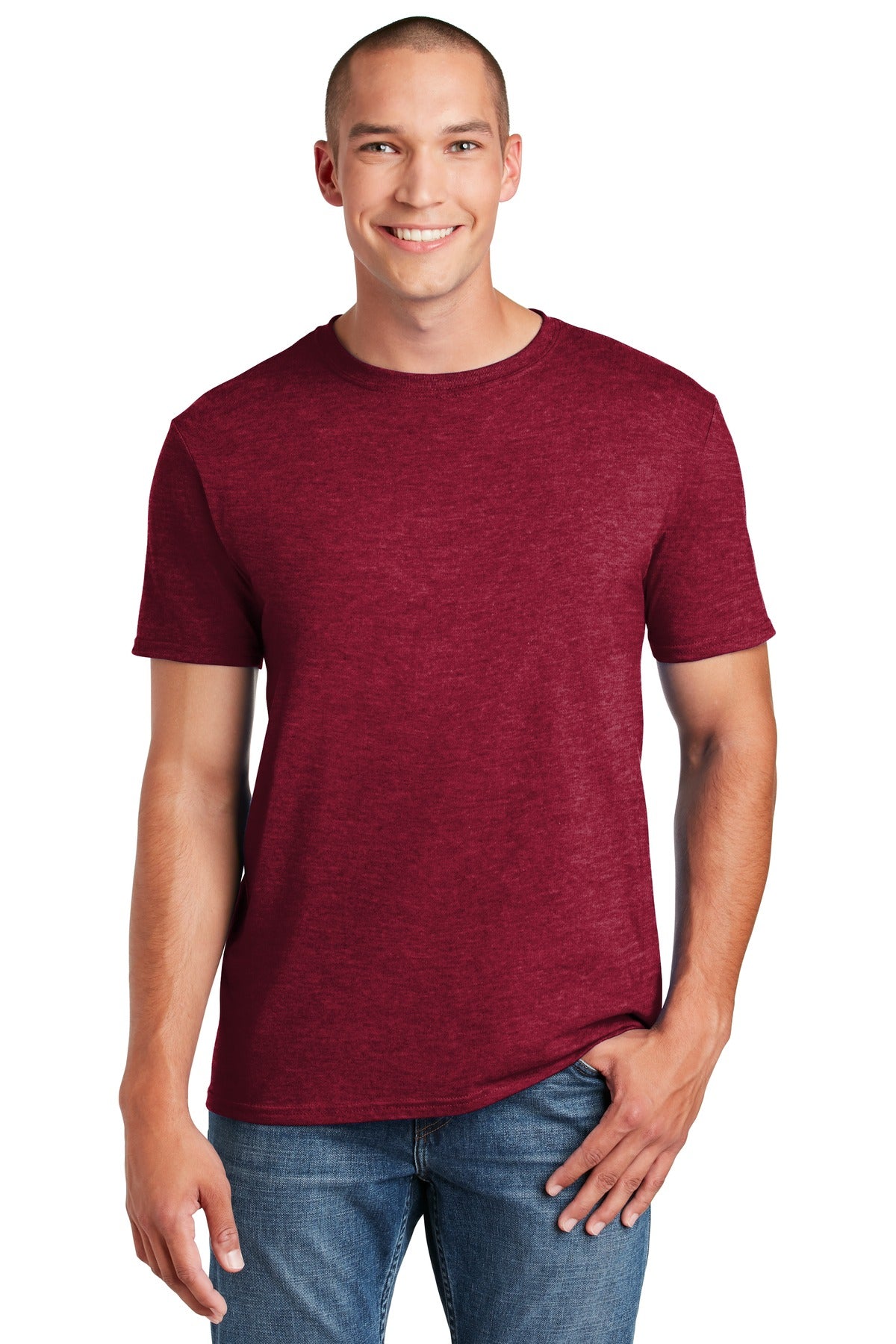 Gildan Softstyle T-Shirt 64000 front model image.
