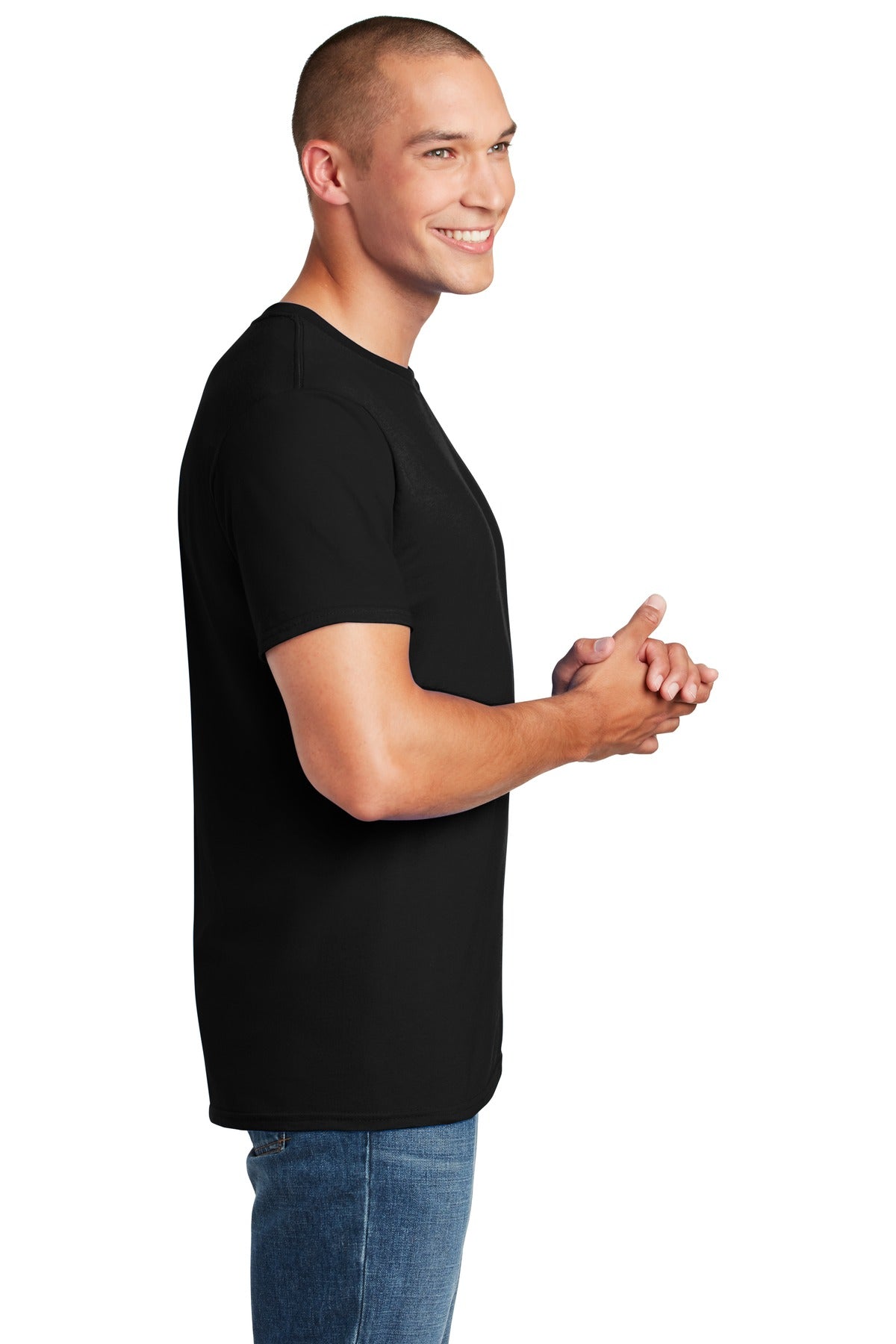 Gildan Softstyle T-Shirt 64000 side model image.