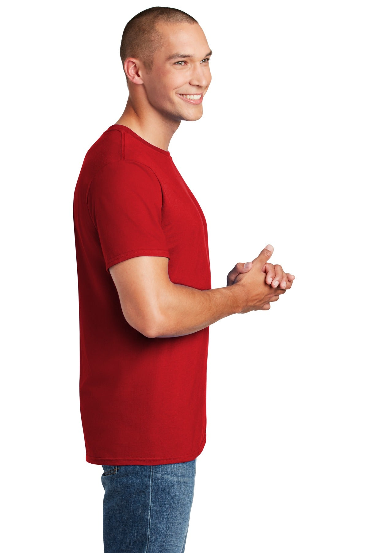 Gildan Softstyle T-Shirt 64000 side model image.