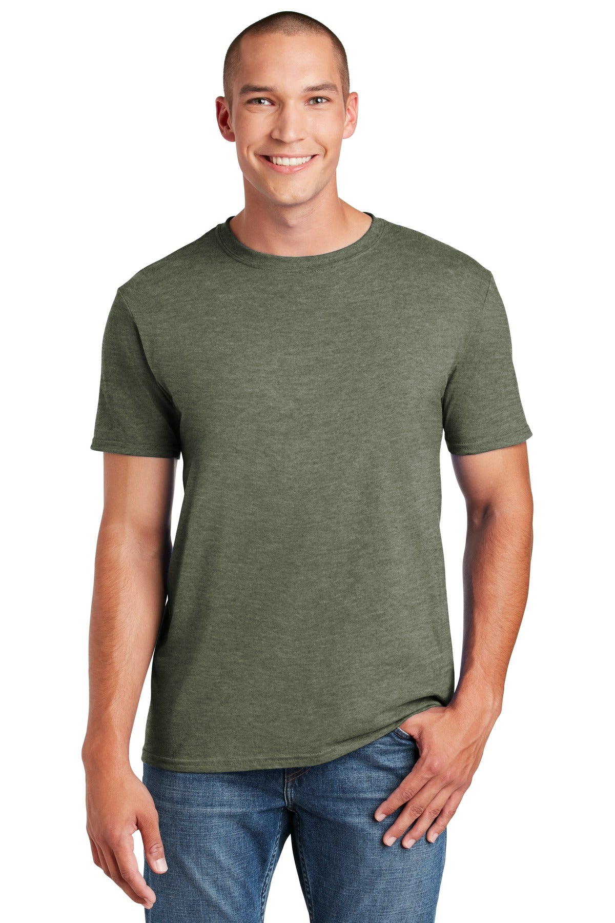 Gildan Softstyle T-Shirt 64000 front model image.
