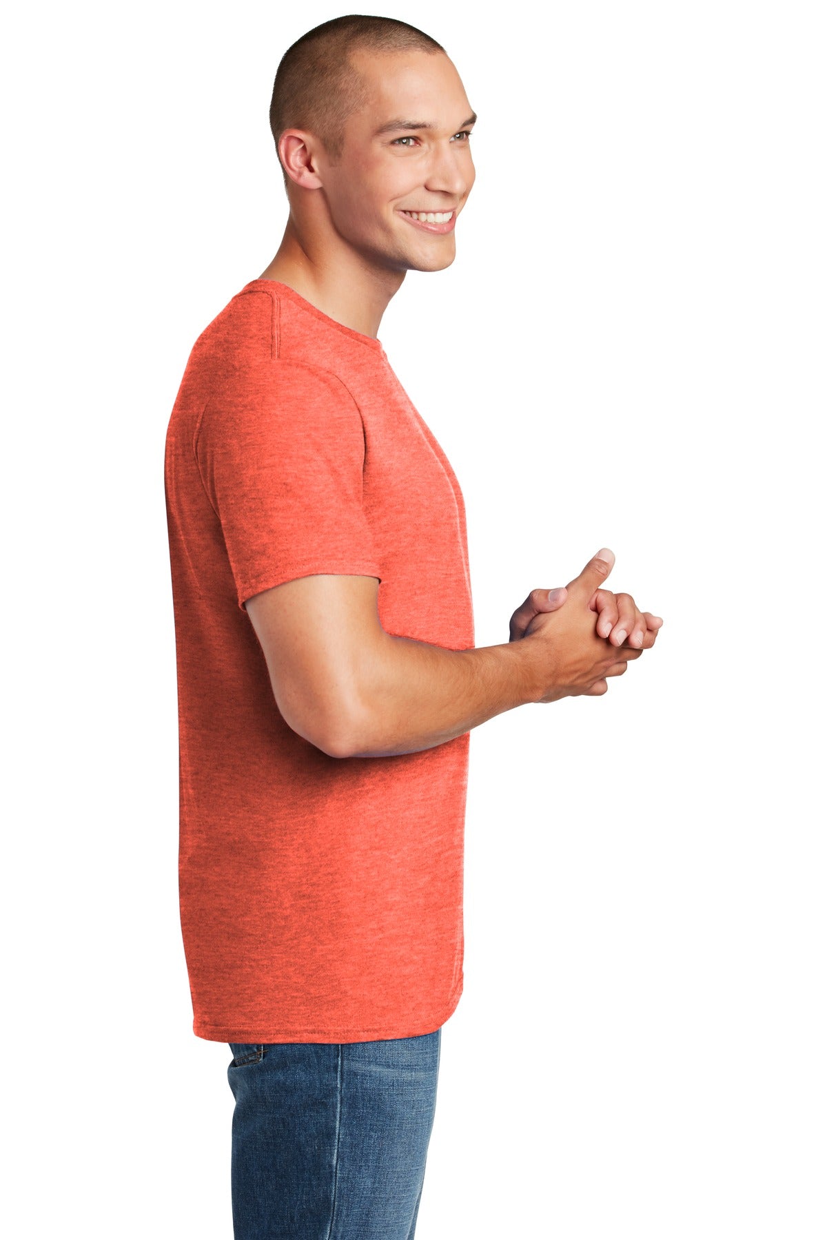 Gildan Softstyle T-Shirt 64000 side model image.