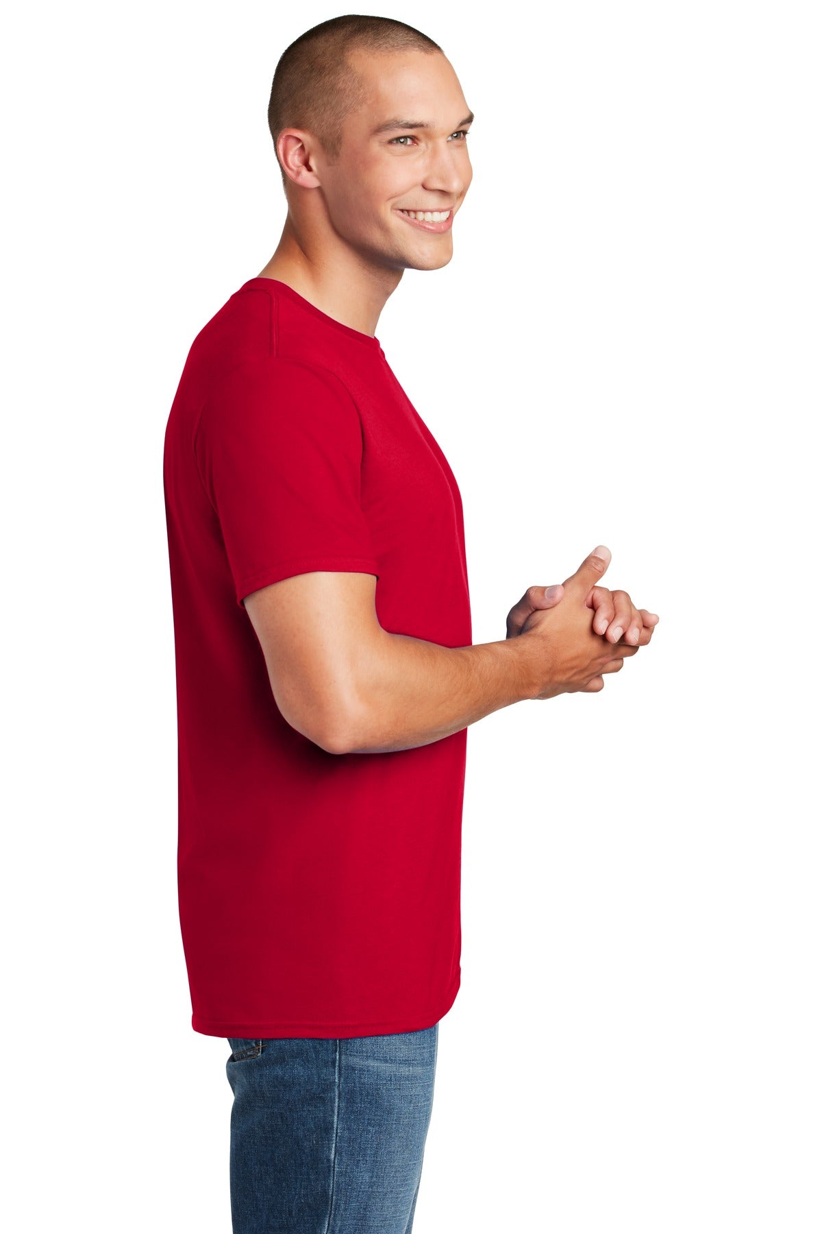 Gildan Softstyle T-Shirt 64000 side model image.