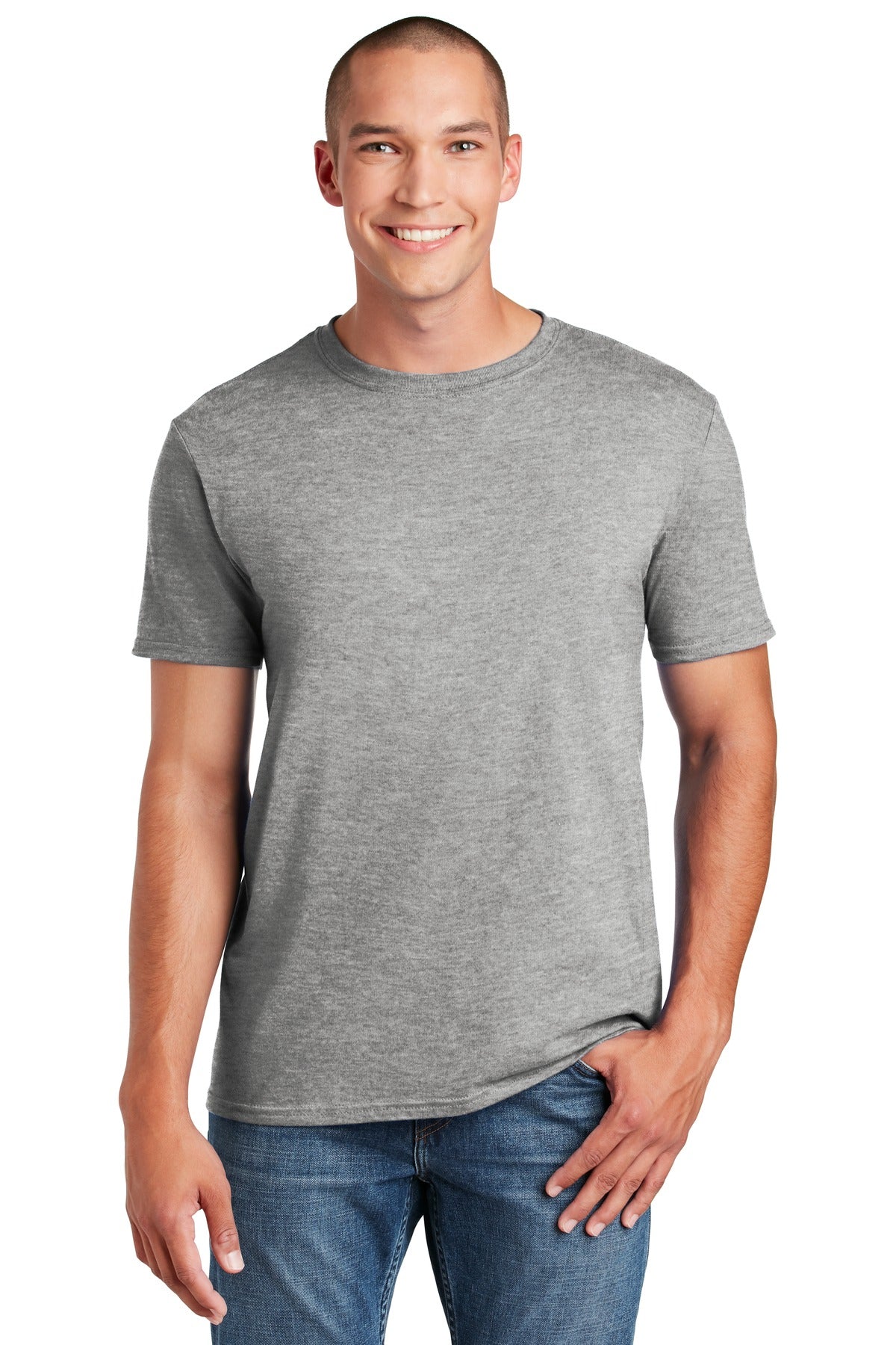 Gildan Softstyle T-Shirt 64000 front model image.
