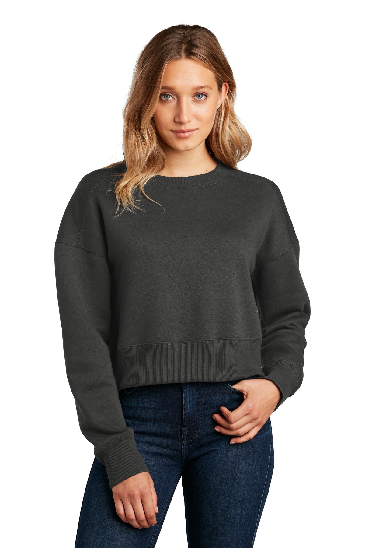 District  Women's Perfect Weight  Fleece Cropped Crew DT1105 front model image.