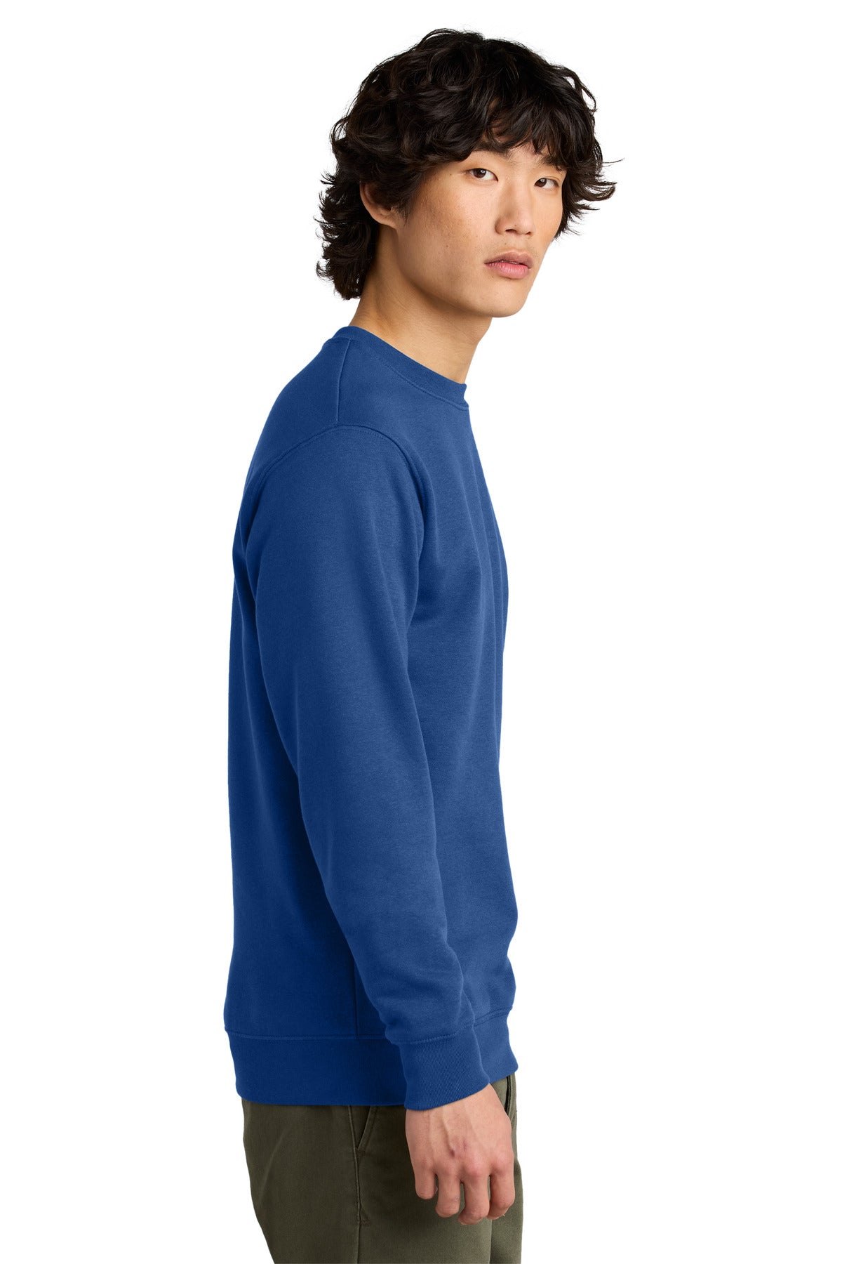 District VITFleece Crew DT6104 side model image.