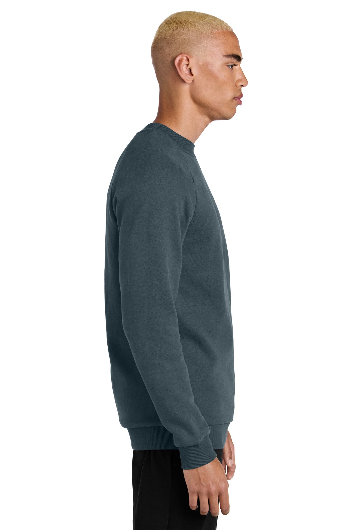 District Cloud Fleece Crew DT7804 side model image.